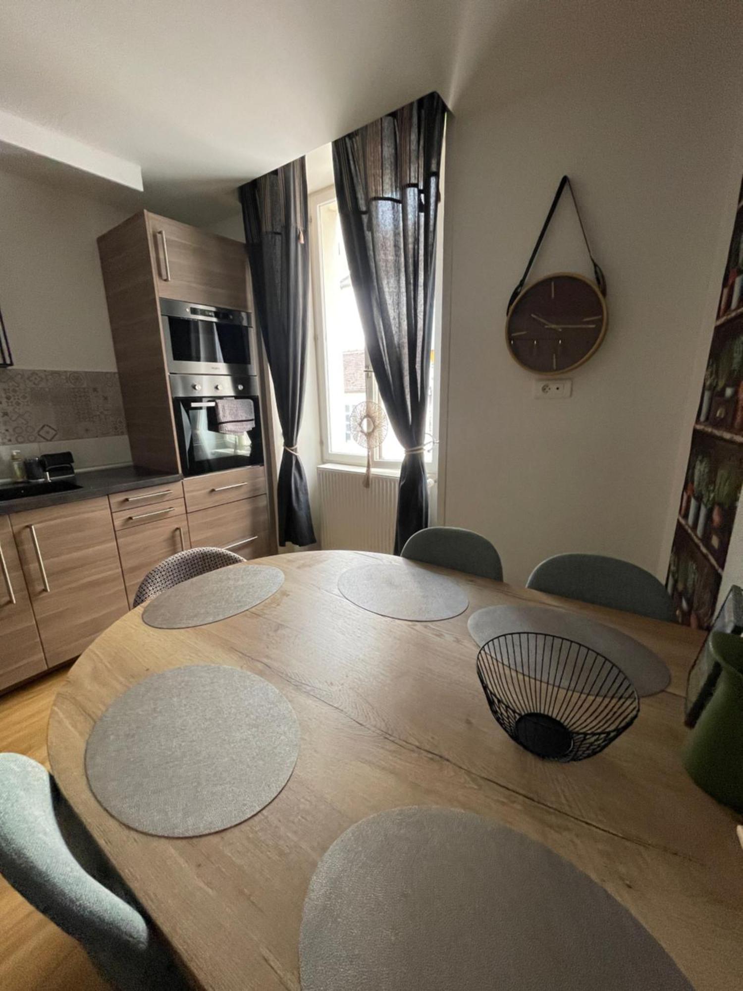 Appartement Moderne Centre Ville, 5 Personnes, 65 M2 سيمور-إن-اوكسيوس المظهر الخارجي الصورة
