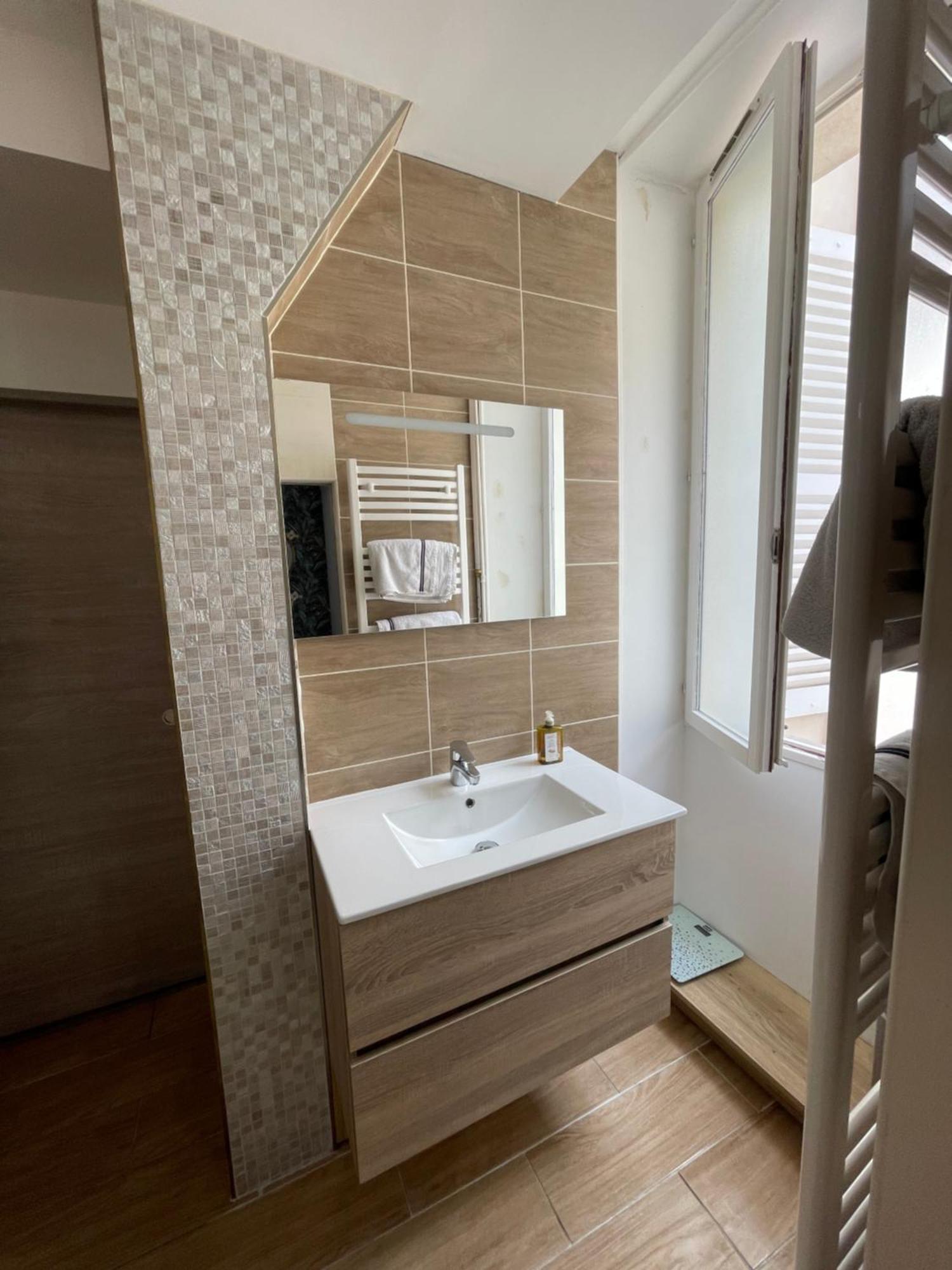 Appartement Moderne Centre Ville, 5 Personnes, 65 M2 سيمور-إن-اوكسيوس المظهر الخارجي الصورة