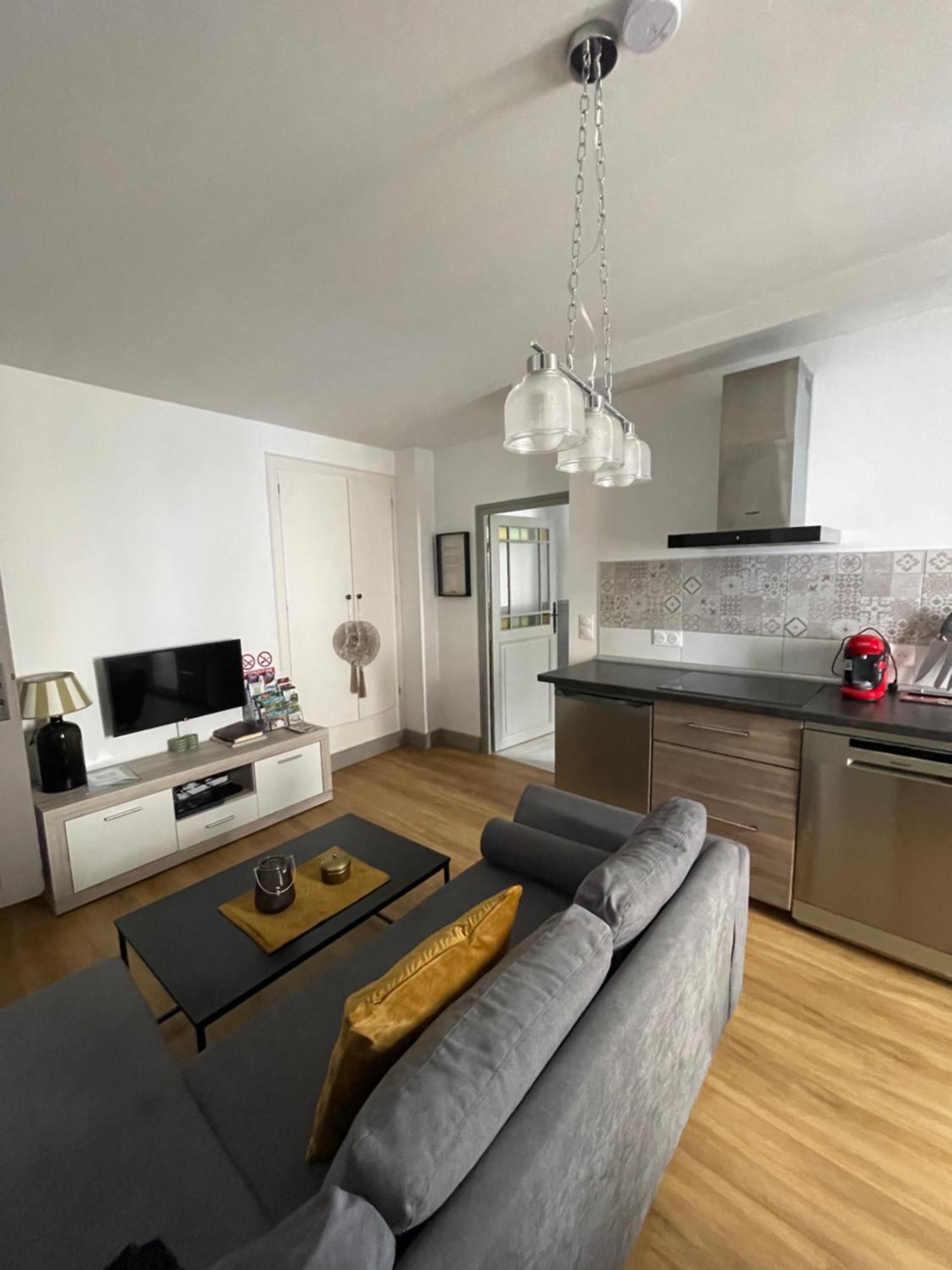 Appartement Moderne Centre Ville, 5 Personnes, 65 M2 سيمور-إن-اوكسيوس المظهر الخارجي الصورة